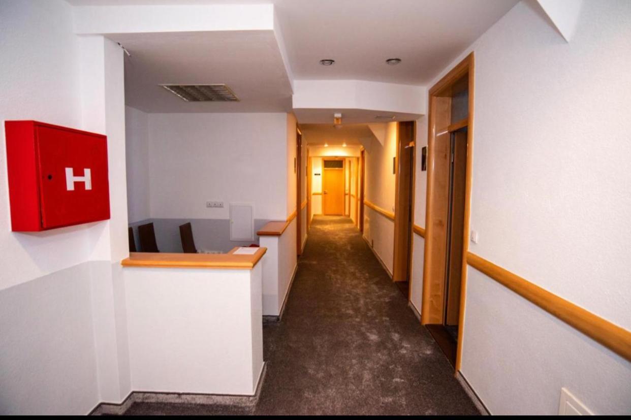 Apartmani I Sobe Centar Бугойно Екстер'єр фото