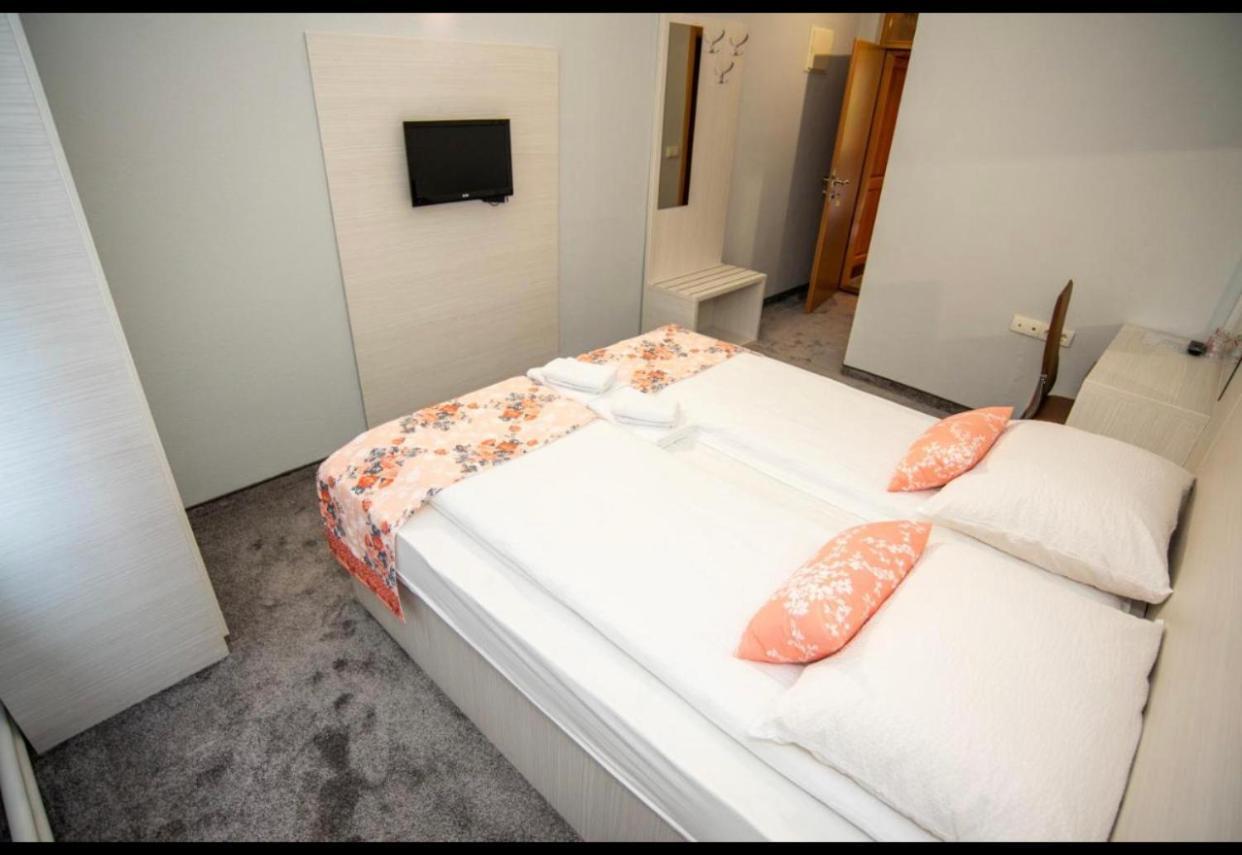Apartmani I Sobe Centar Бугойно Екстер'єр фото